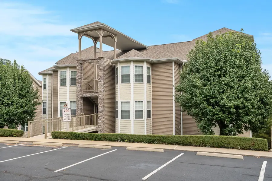 707 Rocky Shore Terrace #7, Kimberling City, MO 65686 - Image #3