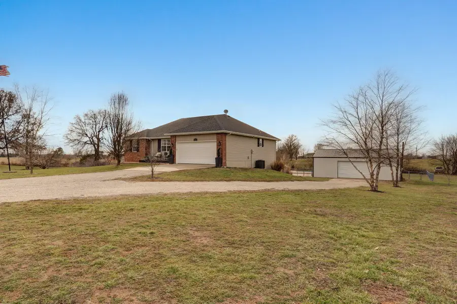 16386 Lawrence 1242, Marionville, MO 65705 - Image #2