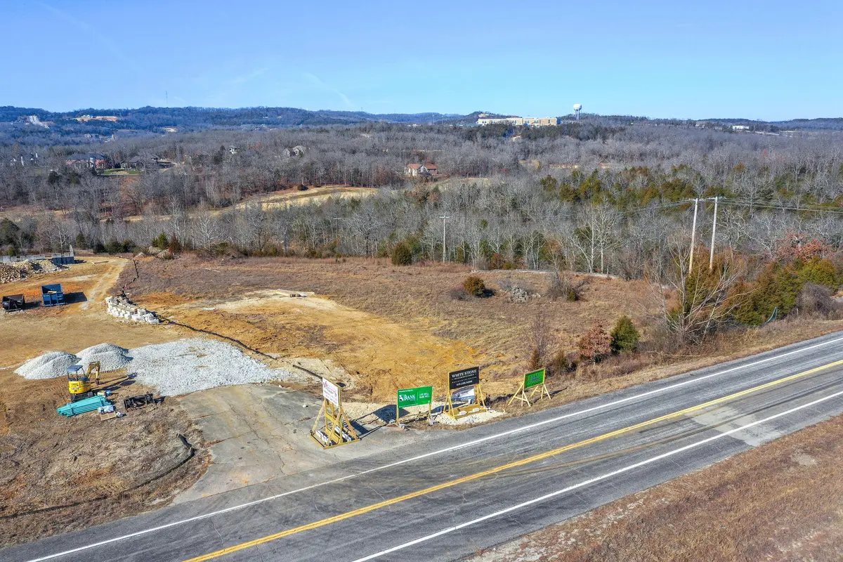 648 Sunrise Drive, Branson, MO 65616 - Image #1