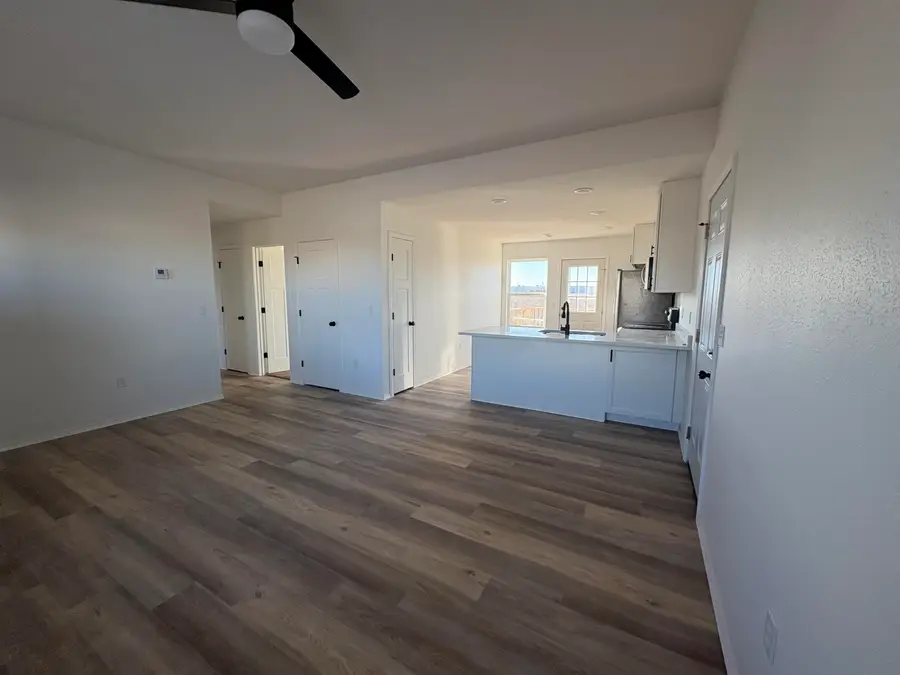 490 Texas Avenue, Lebanon, MO 65536 - Image #2