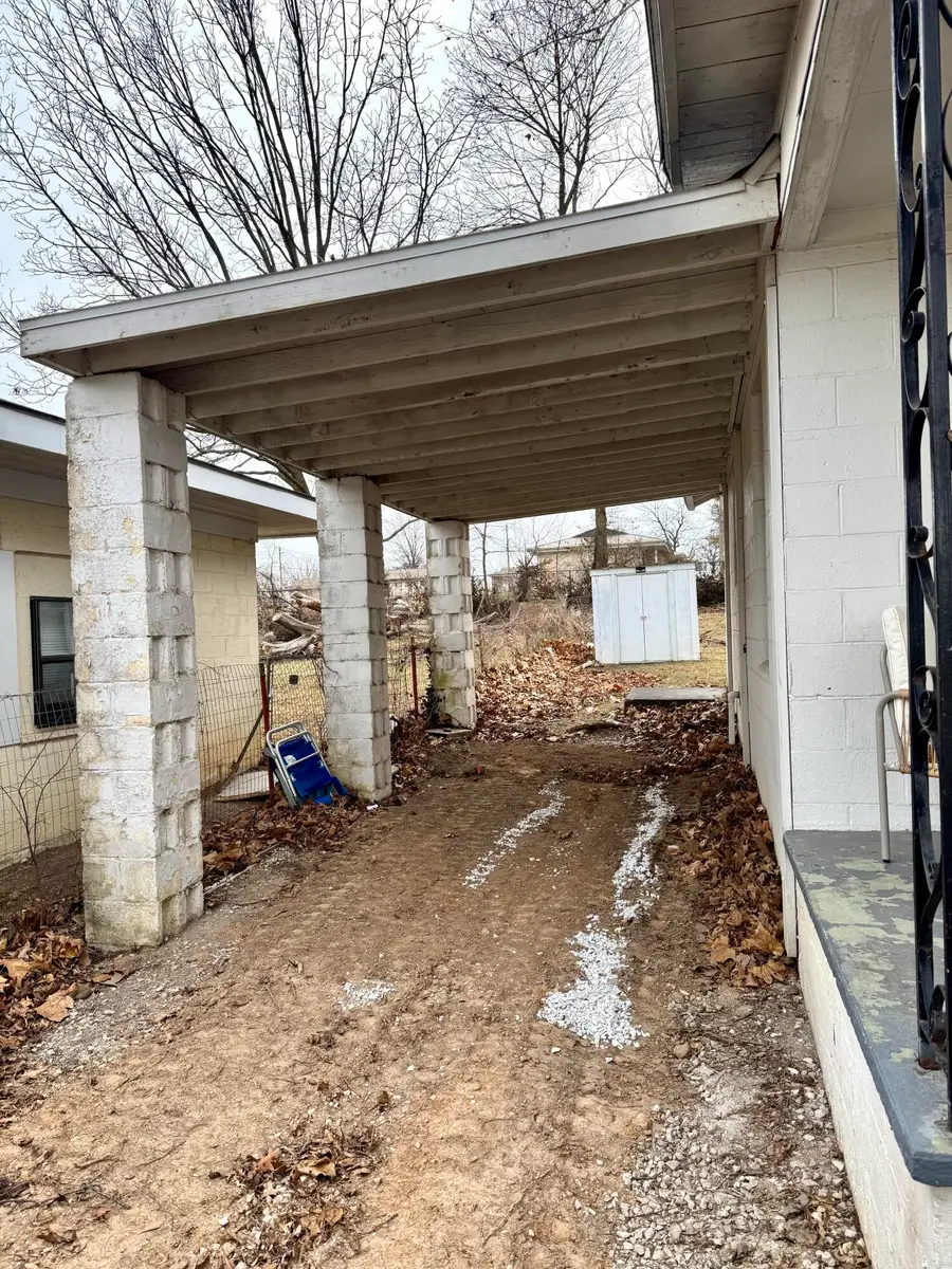 527 Morrow Street, Neosho, MO 64850 - Image #3