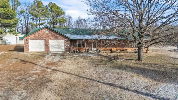 468145 E 648 Road, Watts, OK 74964