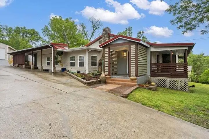 622 Lake Shore Drive, Branson, MO 65616 - Image #1