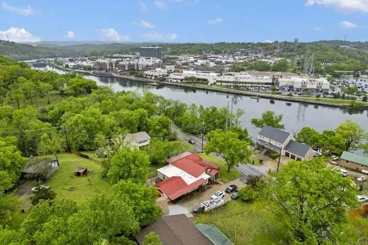 622 Lake Shore Drive, Branson, MO 65616 - Image #2