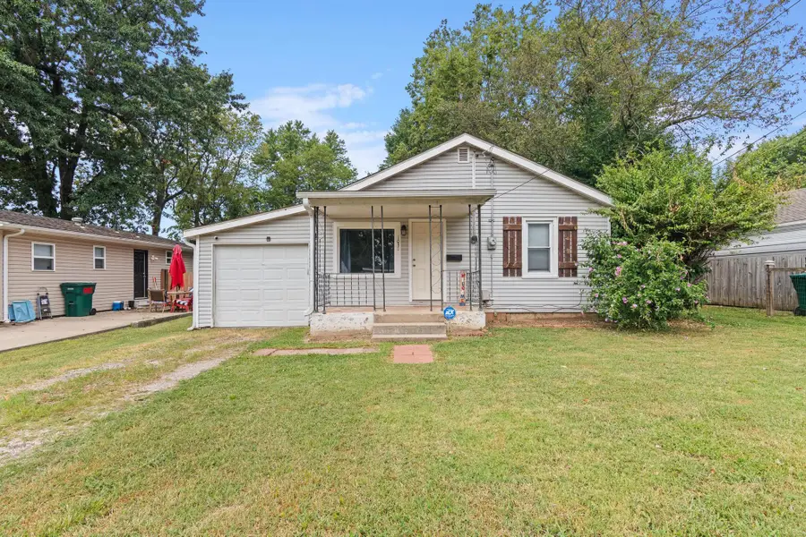 1031 N Forest Avenue, Springfield, MO 65802 - #2