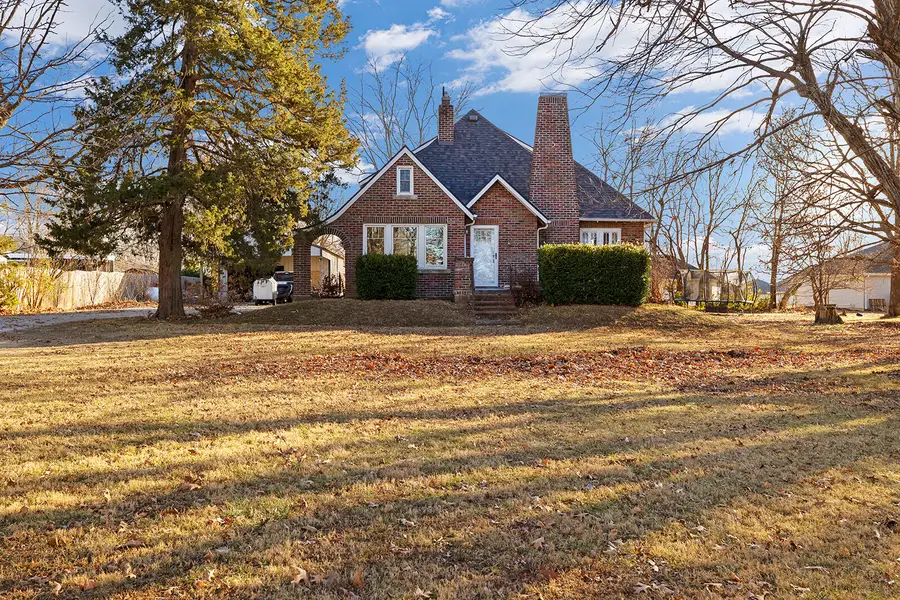 1124 W Washington Street, Marshfield, MO 65706 - Image #3