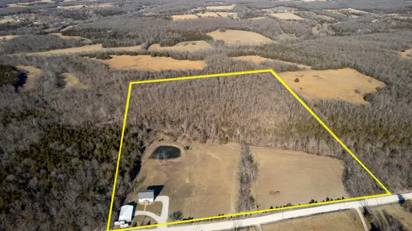 101 Old Hillcrest Road, Fair Grove, MO 65648