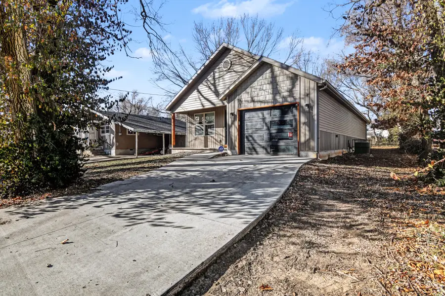 2517 N Prospect Avenue, Springfield, MO 65803 - Image #2