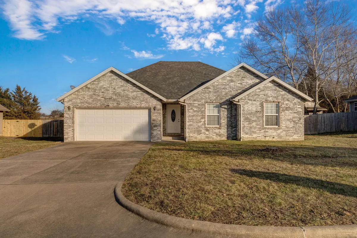 704 N Ivy Lane, Strafford, MO 65757 - Image #1