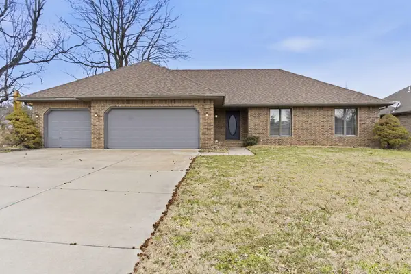 4103 E Crighton Place, Springfield, MO 65809