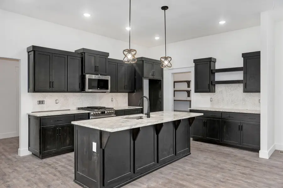 4911 S Sycamore Avenue, Springfield, MO 65810 - Image #2