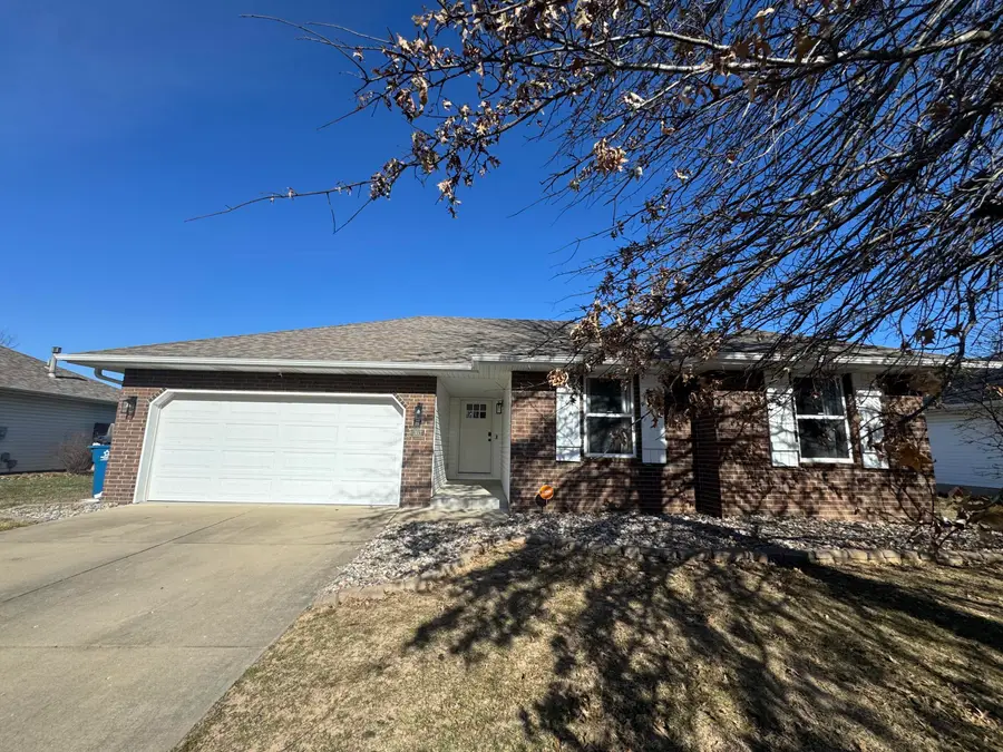303 E Pintail Drive, Ozark, MO 65721 - Image #2