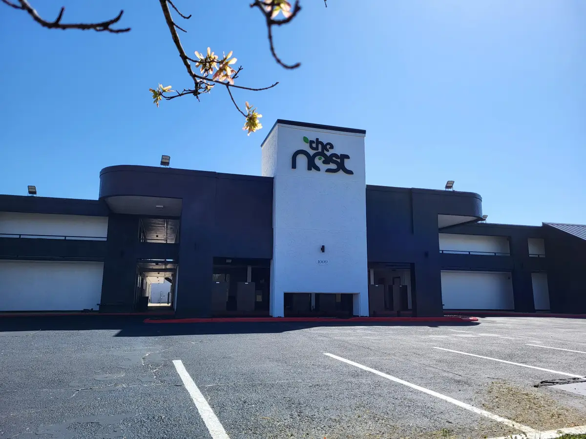 1000 S Futrall Drive, Fayetteville, AR 72701 - Image #1