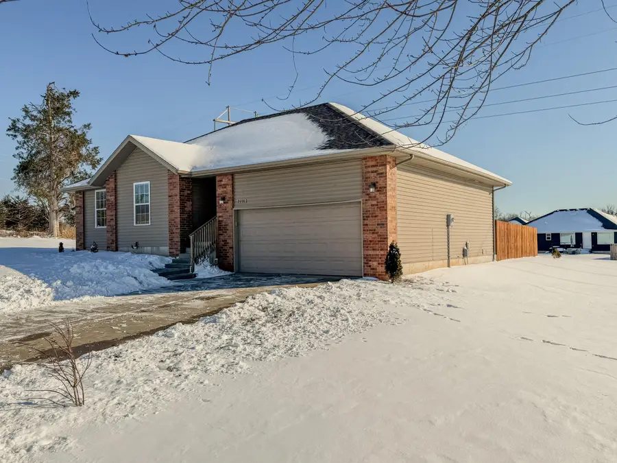 2406 W Spring Water Street, Springfield, MO 65803 - Image #3