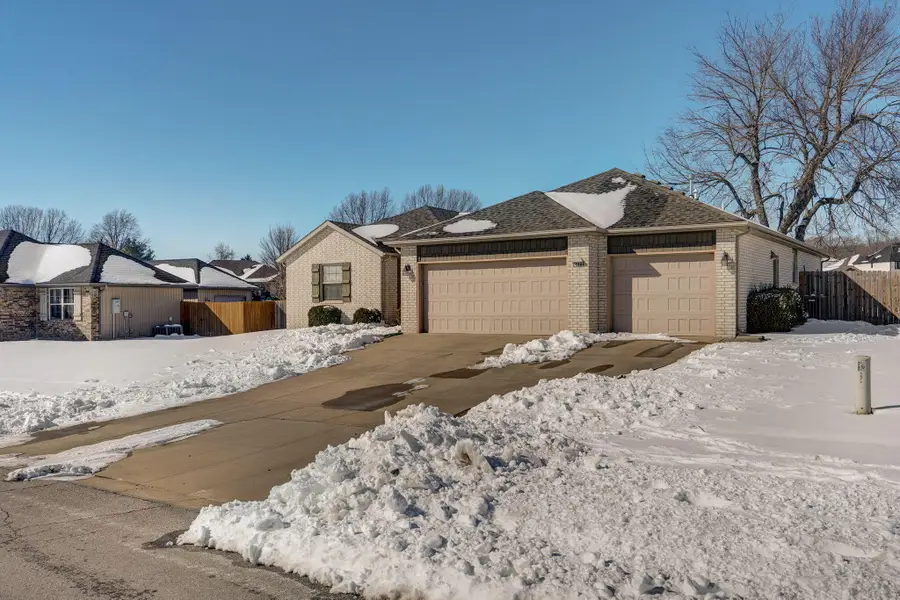 5677 E Pearson Parkway, Strafford, MO 65757 - Image #3