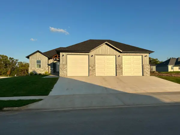 1460 N Carter Way, Republic, MO 65738