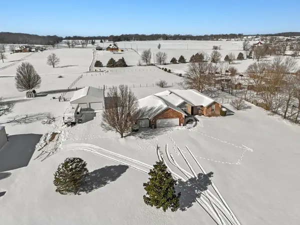 605 Moon Valley Road, Ozark, MO 65721