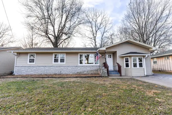 2129 N Kentwood Avenue, Springfield, MO 65803