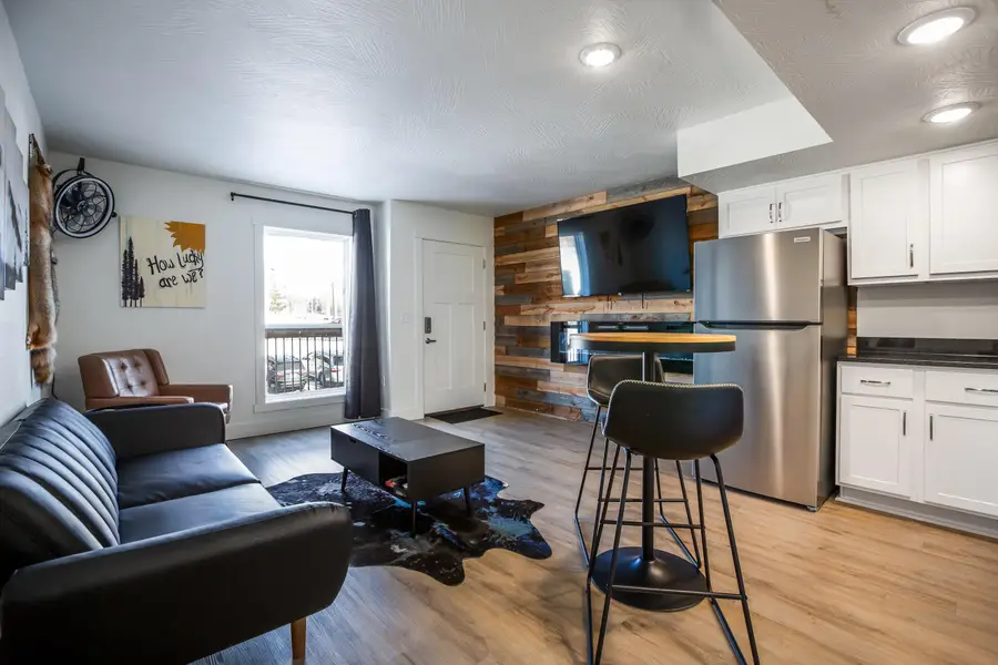 403 Veterans Boulevard #F-19, Branson, MO 65616 - Image #2