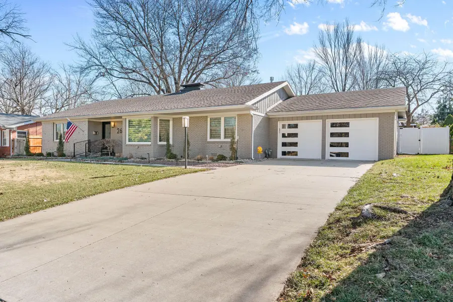 2652 S Luster Avenue, Springfield, MO 65804 - #2