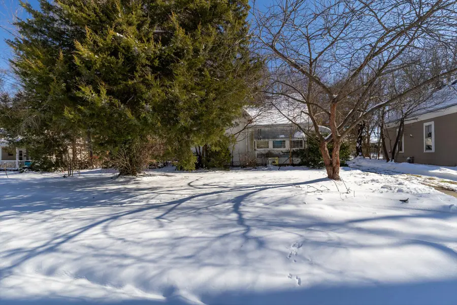 2224 N Rogers Avenue, Springfield, MO 65803 - #2