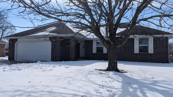 3576 W Shawnee Drive, Springfield, MO 65810