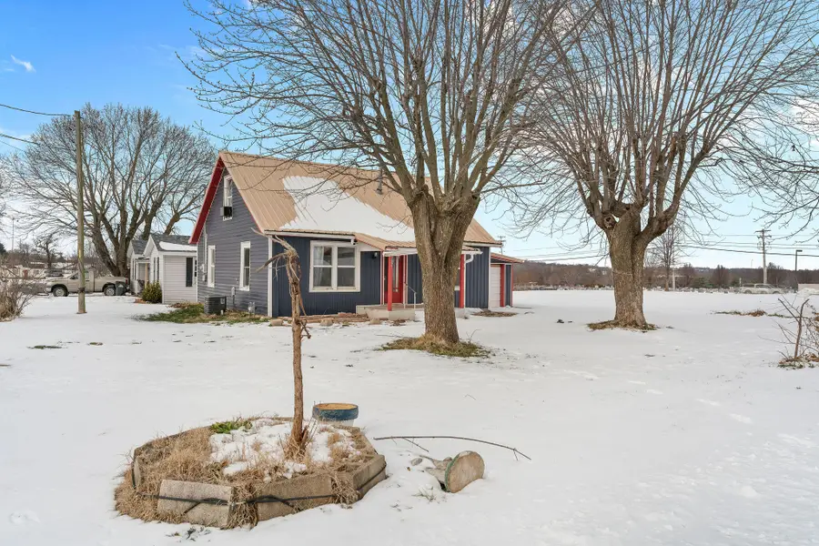 111 S Galyan Street, Stockton, MO 65785 - #3