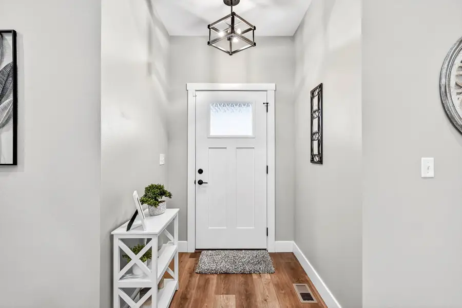 183 E Cowling Street, Republic, MO 65738 - #3