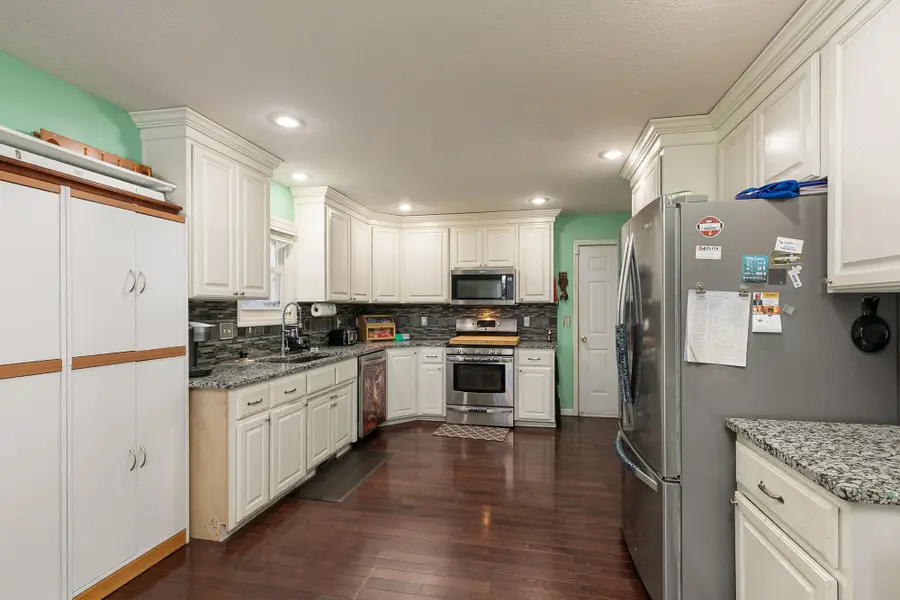 3861 W Lark Street, Springfield, MO 65810 - #3