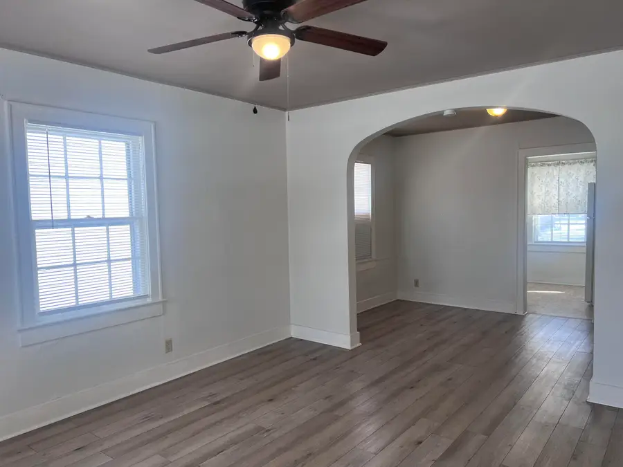 1144 S Main Street, Carthage, MO 64836 - #3