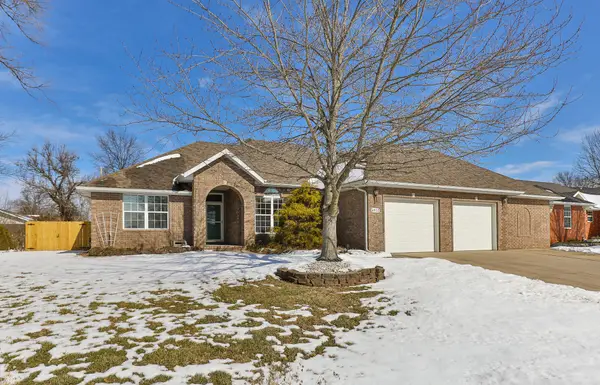 4033 W Tarkio Street, Springfield, MO 65802