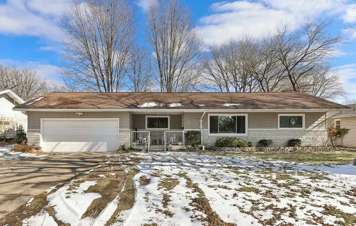 1626 S St Charles Avenue, Springfield, MO 65804 - #1