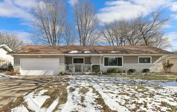 1626 S St Charles Avenue, Springfield, MO 65804