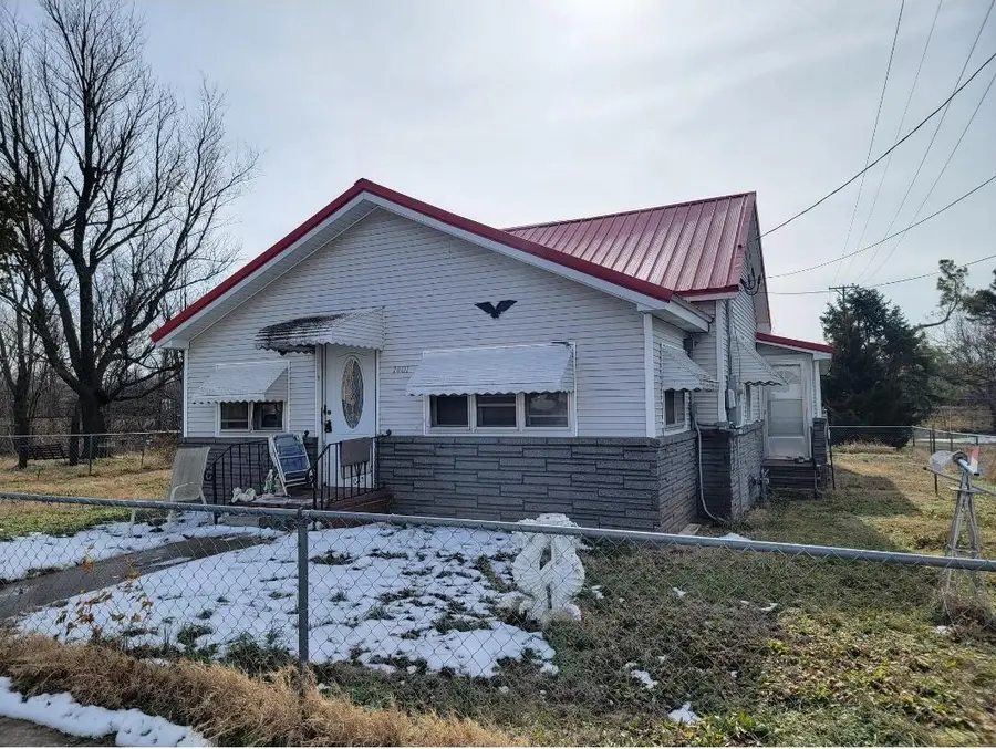 1401 E Broadway Street, Monett, MO 65708 - #3