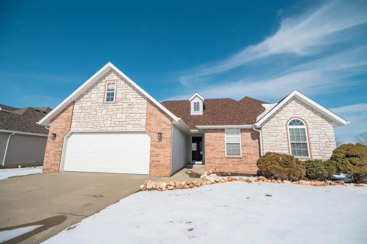 2931 W Riverside Street, Springfield, MO 65807 - #1