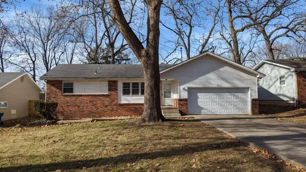 3237 S Ferguson Avenue, Springfield, MO 65807