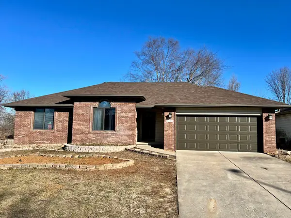 3494 S Leawood Avenue, Springfield, MO 65807