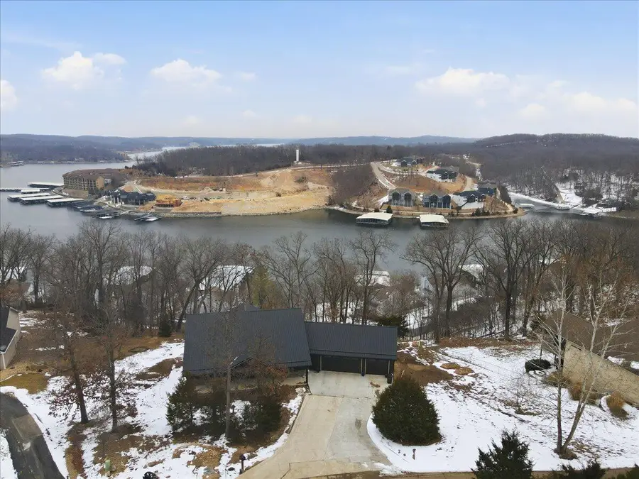 89 Viewpoint Drive, Camdenton, MO 65020 - Image #2