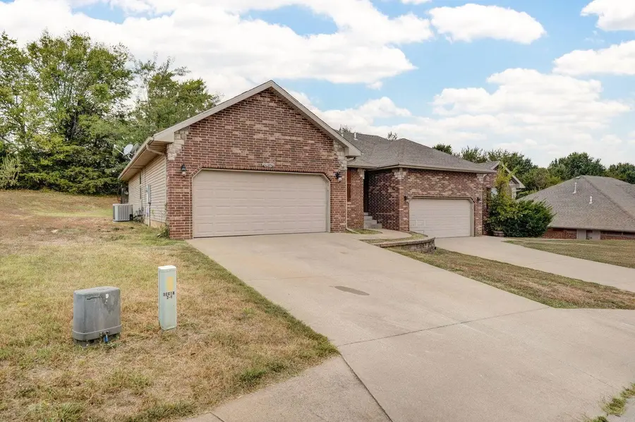 1433-1435 S Atlas Court, Ozark, MO 65721 - #2