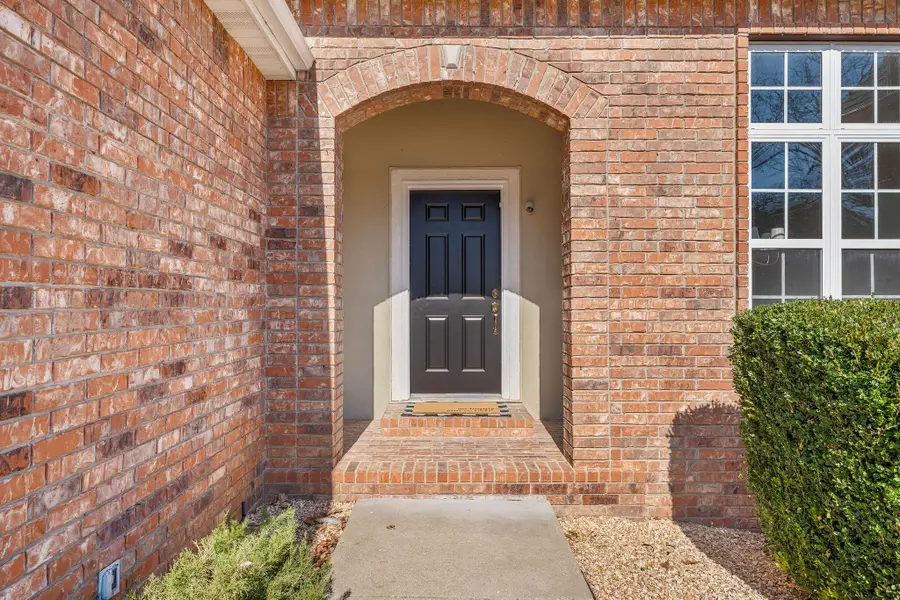 106 Briarcliff Rd, Branson, MO 65616 - #2