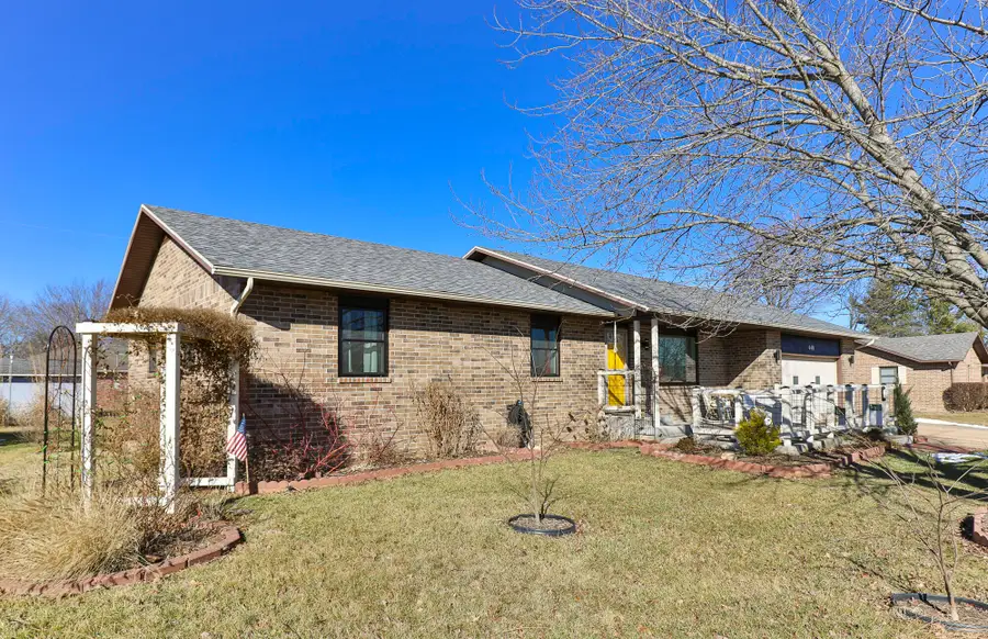 448 N Rechow Avenue, Bolivar, MO 65613 - #3