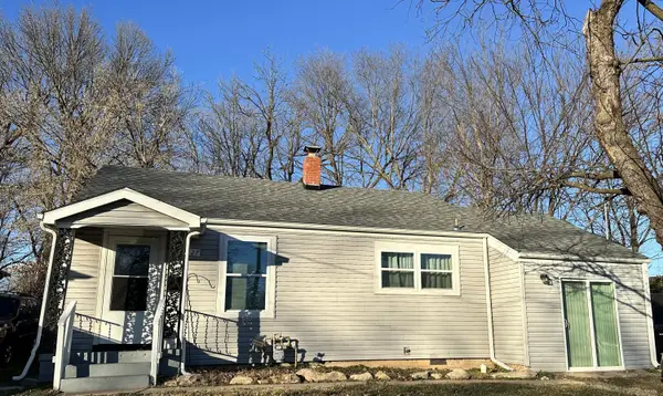 1127 E Pacific Street, Springfield, MO 65803