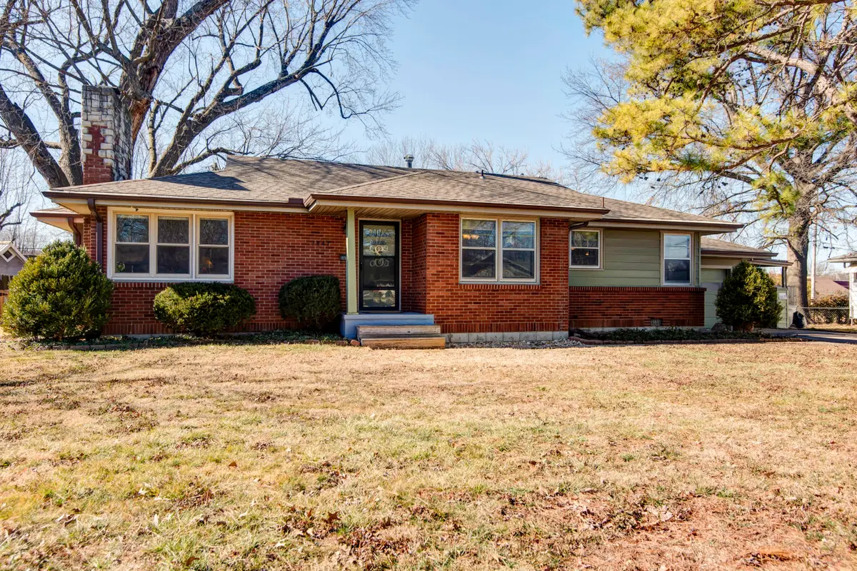 1847 S Collinson Avenue, Springfield, MO 65804 - Image #1