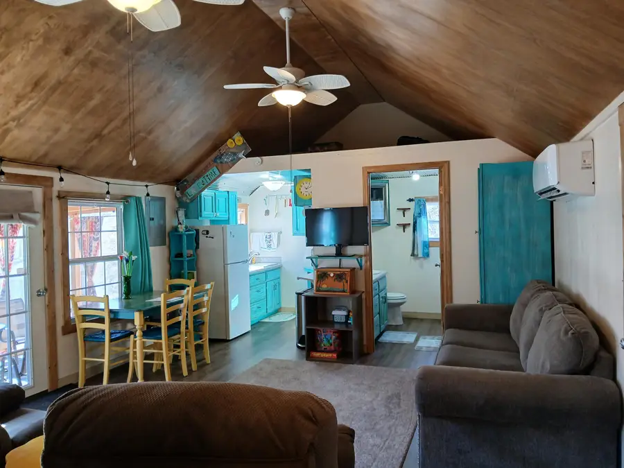 132 Walnut Street, Cape Fair, MO 65624 - #3