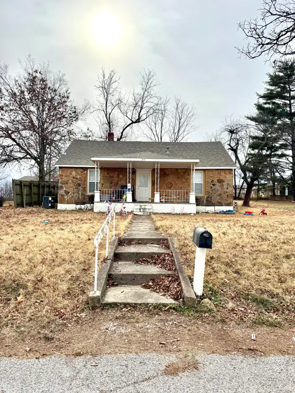 515 & 527 Morrow Street, Neosho, MO 64850