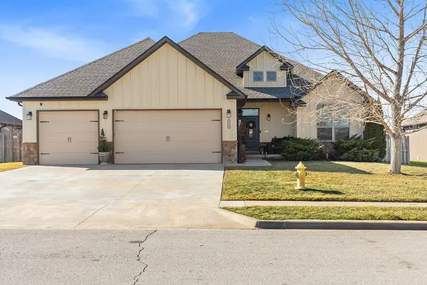 1143 S Cumberland Avenue, Republic, MO 65738