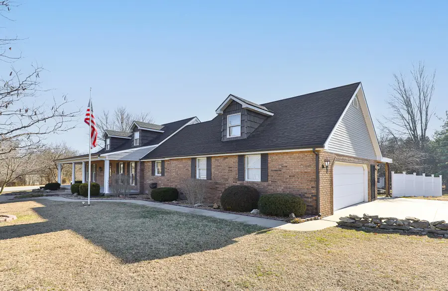 1340 S Lakewood Court, Bolivar, MO 65613 - #3