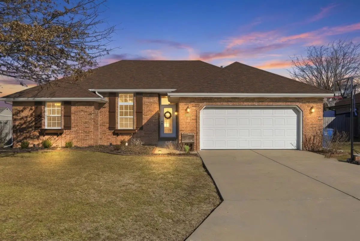 1107 E Eagle Rock Drive, Ozark, MO 65721 - #1