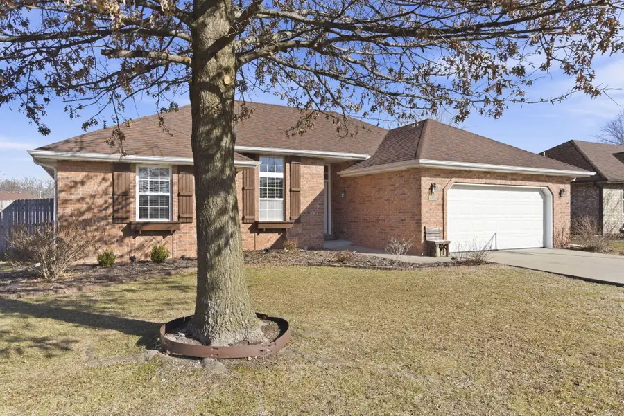 1107 E Eagle Rock Drive, Ozark, MO 65721 - #3