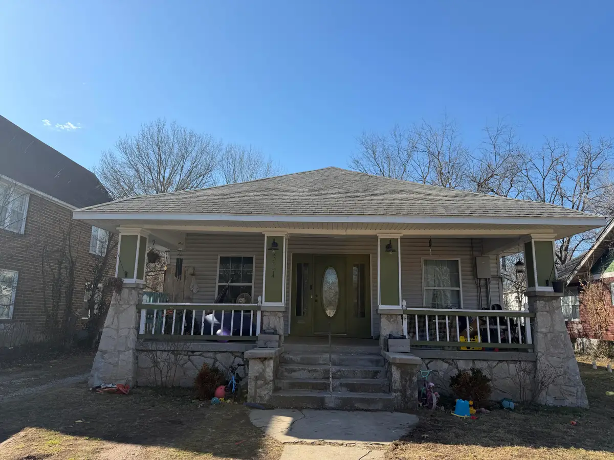 324 Saint Johns Street, Neosho, MO 64850 - #1